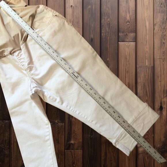 Old Navy Maternity Pants - 18 - Picture 8 of 9